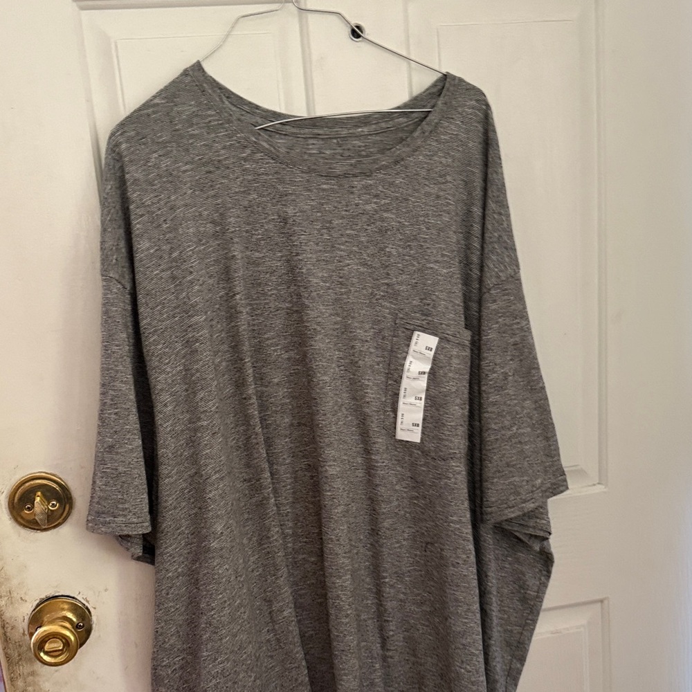 Gray Men's T-Shirt NWT